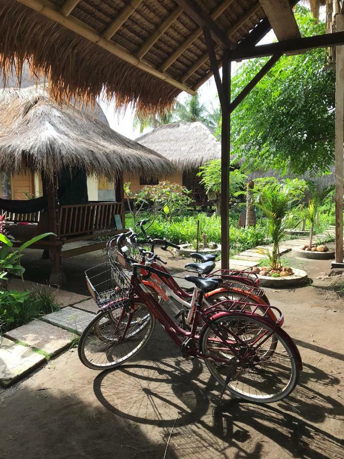 Meno Madia Bungalows Ilhas Gili Exterior foto