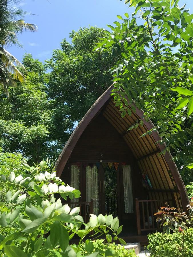 Meno Madia Bungalows Ilhas Gili Exterior foto